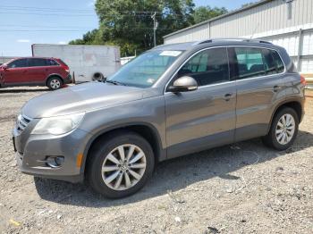  Salvage Volkswagen Tiguan