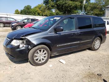  Salvage Chrysler Minivan