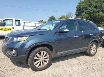  Salvage Kia Sorento