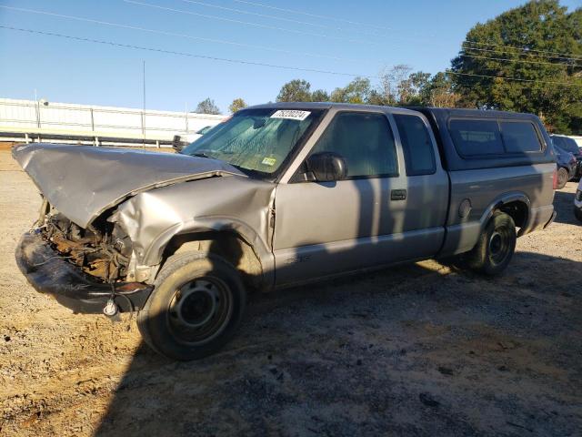  Salvage Chevrolet S-10