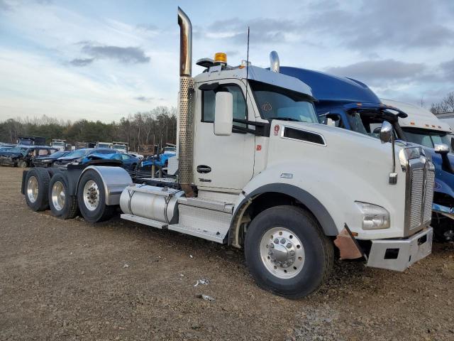  Salvage Kenworth T880