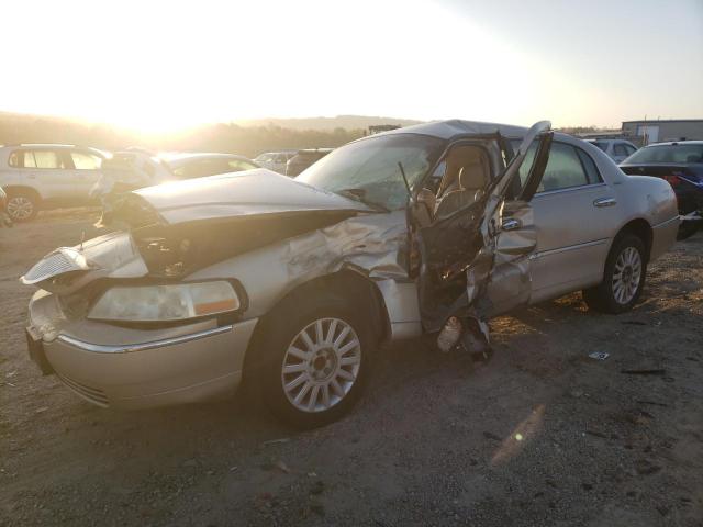  Salvage Lincoln Towncar