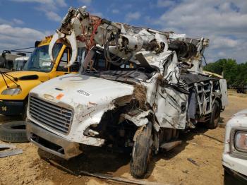  Salvage Freightliner M2 106 Med