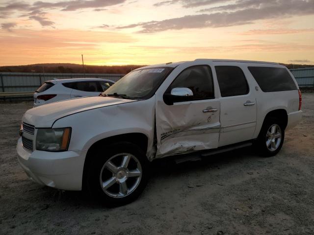  Salvage Chevrolet Suburban