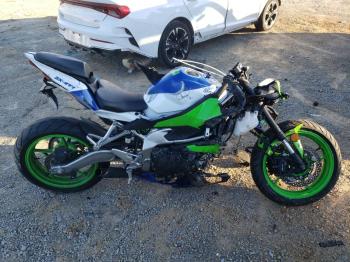  Salvage Kawasaki Zx400 S