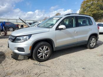  Salvage Volkswagen Tiguan