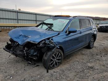  Salvage Volkswagen Tiguan