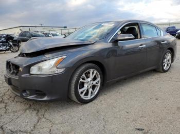  Salvage Nissan Maxima