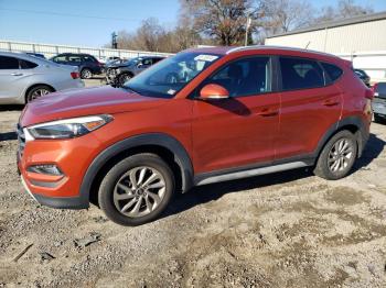  Salvage Hyundai TUCSON