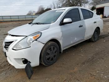  Salvage Nissan Versa