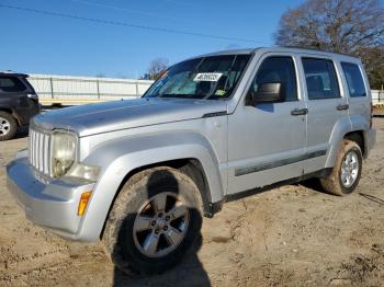  Salvage Jeep Liberty