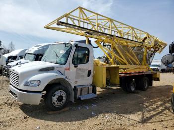  Salvage Freightliner M2 106 Med