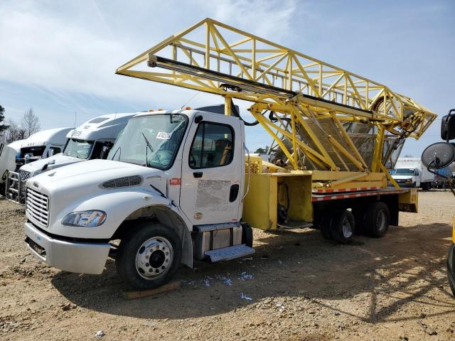  Salvage Freightliner M2 106 Med