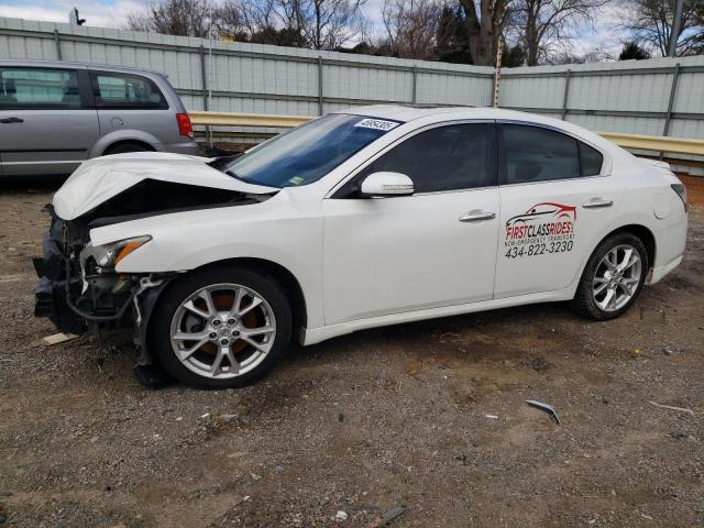  Salvage Nissan Maxima