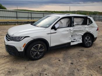  Salvage Volkswagen Tiguan