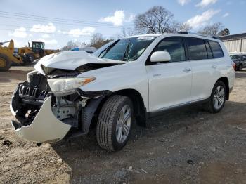  Salvage Toyota Highlander