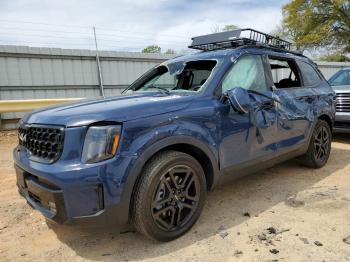  Salvage Kia Telluride