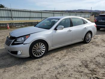  Salvage Hyundai Equus