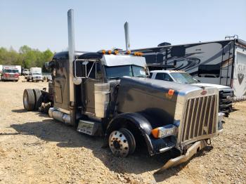  Salvage Peterbilt 379