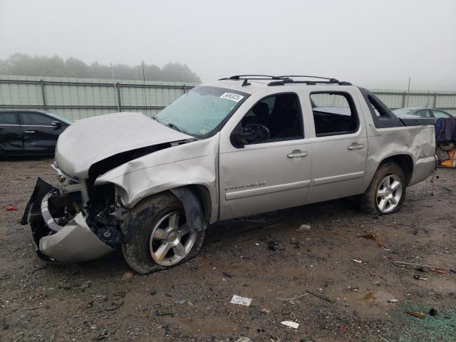  Salvage Chevrolet Avalanche