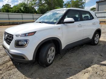  Salvage Hyundai VENUE