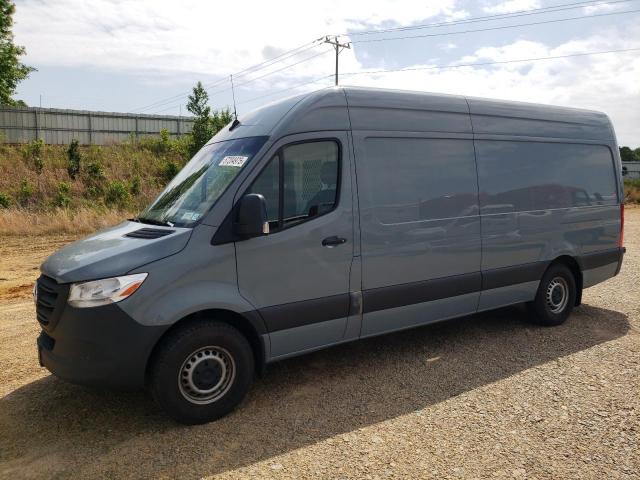  Salvage Mercedes-Benz Sprinter