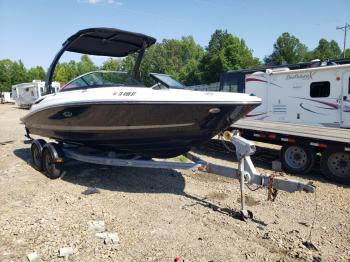  Salvage Sea Ray 210