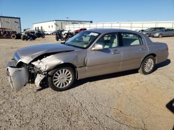  Salvage Lincoln Towncar