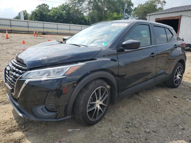  Salvage Nissan Kicks