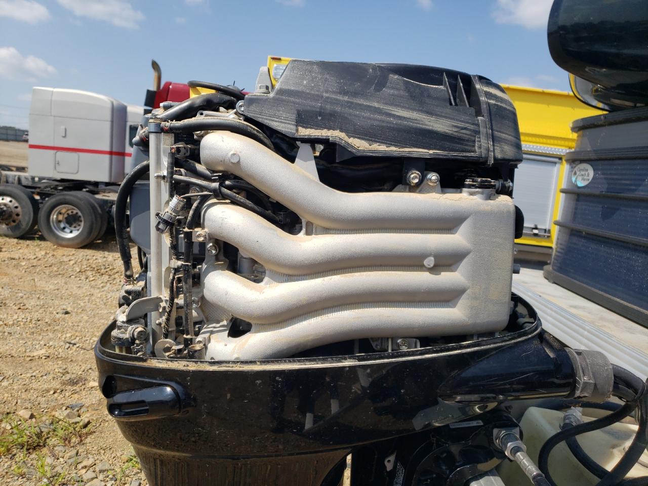 Crest-maurell Produc Pontoon Image 10