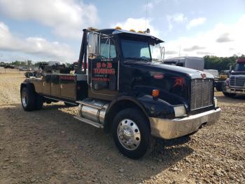  Salvage Peterbilt 330