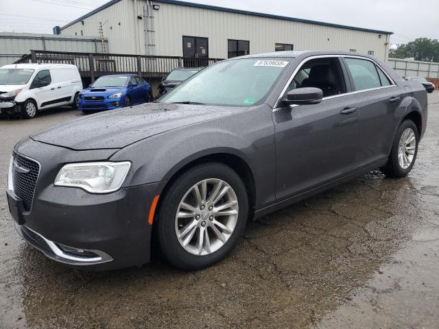  Salvage Chrysler 300