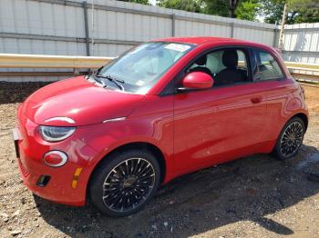  Salvage FIAT 500 E Red