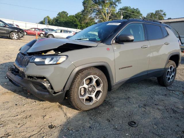  Salvage Jeep Compass