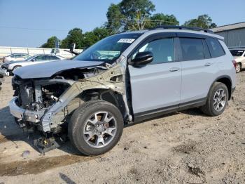  Salvage Honda Passport