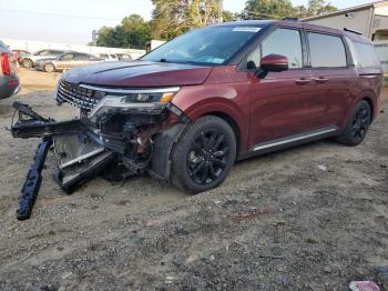  Salvage Kia Carnival