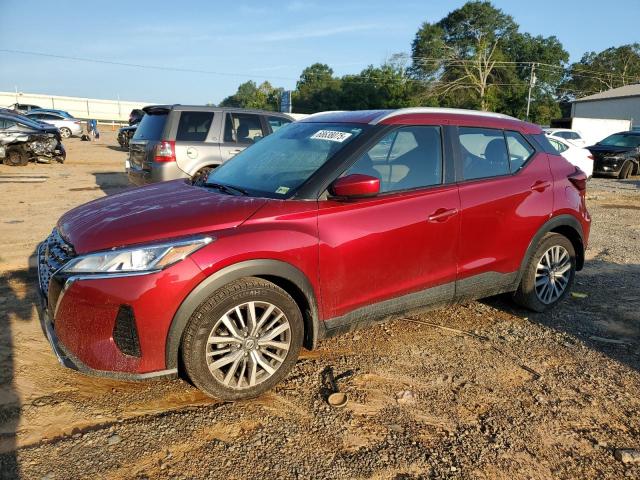  Salvage Nissan Kicks