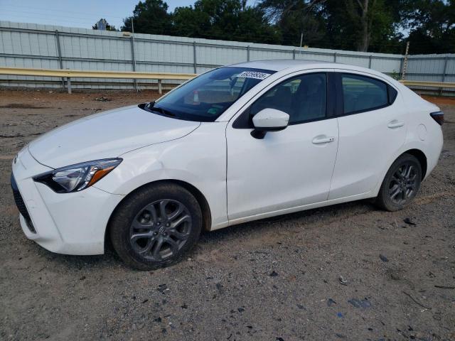  Salvage Toyota Yaris
