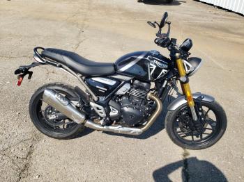  Salvage Triumph Car Speed 400