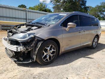  Salvage Chrysler Pacifica