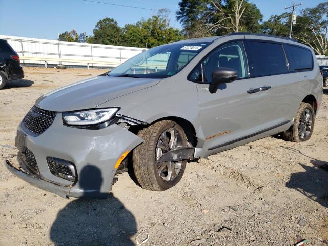  Salvage Chrysler Pacifica