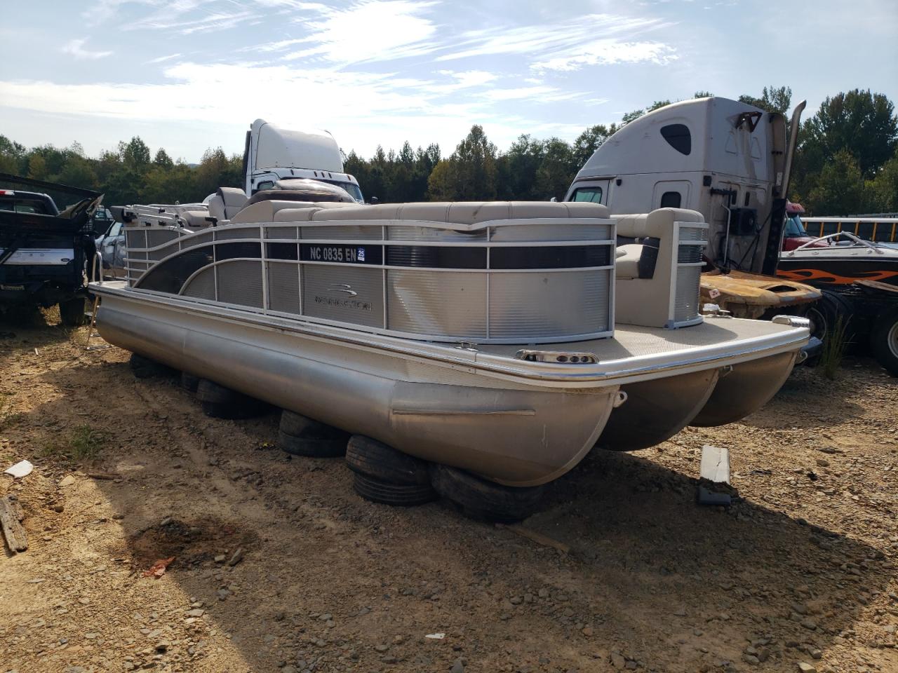 Bennington Marine Pontoon Image 1