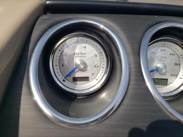 Bennington Marine Pontoon Image 10