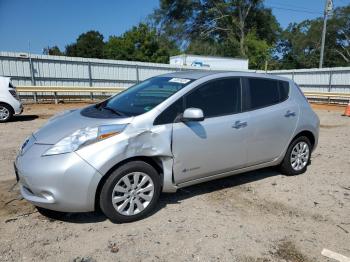  Salvage Nissan LEAF