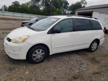  Salvage Toyota Sienna