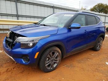  Salvage Kia Seltos