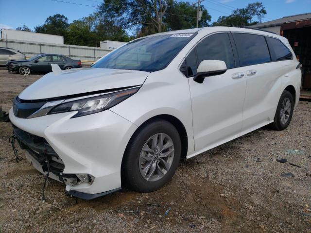  Salvage Toyota Sienna
