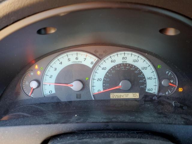 Toyota Camry Le Image 8