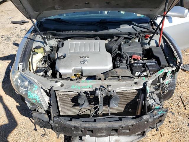 Toyota Camry Le Image 10