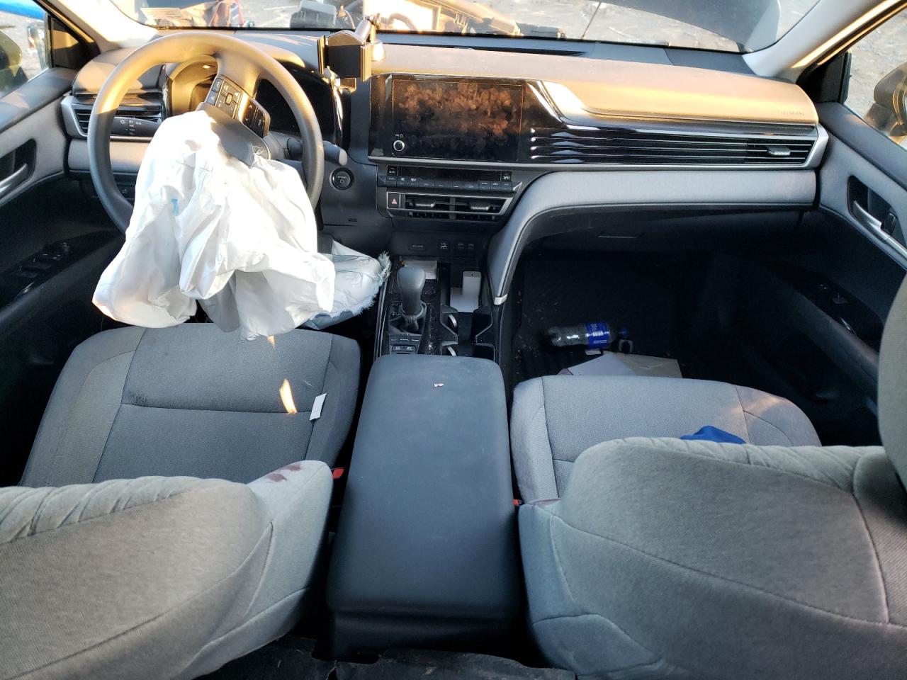 Toyota Camry Xse Image 12